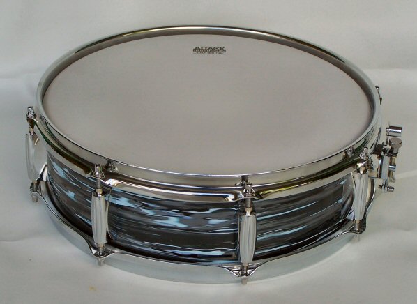 1960’s Ludwig Black Oyster Pearl Piccolo Snare ...